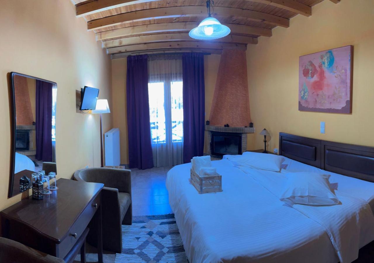 Guesthouse Teloni Вітіна Екстер'єр фото